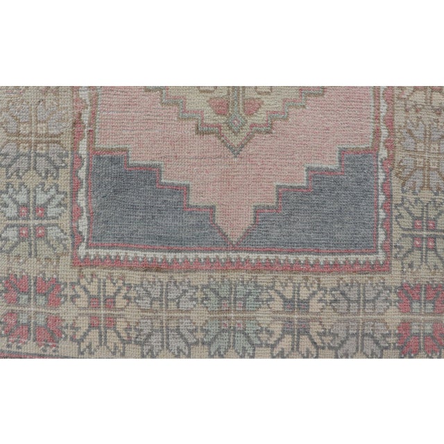 Turkish Vintage Oushak Runner With Medallion's in Pink, Gray, and Light Yellow 2'11 X 8'9 For Sale In Atlanta - Image 6 of 9