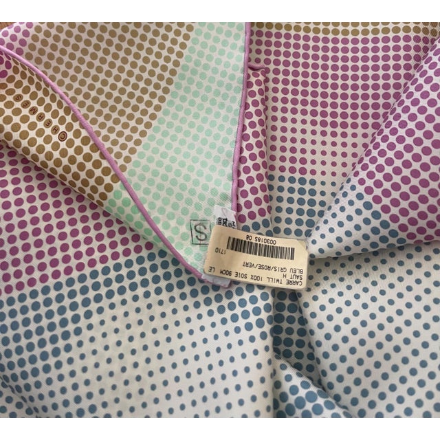 Textile HERMÈS le SAUT H Silk Scarf 2016 designed by Diatkine Cyrille For Sale - Image 7 of 9
