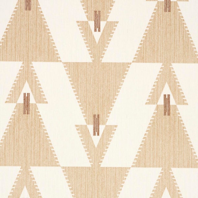 Contemporary SAMPLE - Schumacher X A Rum Fellow Kalido Wallpaper In Oat For Sale - Image 3 of 4