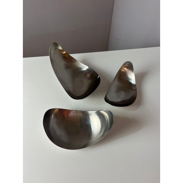 Leaf Serving Bowls by Helle Damkjær for Georg Jensen, Set of 3 For Sale - Image 9 of 10