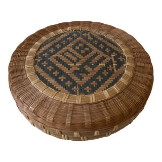 1950s Woven Chinese Bamboo Sewing Basket For Sale
