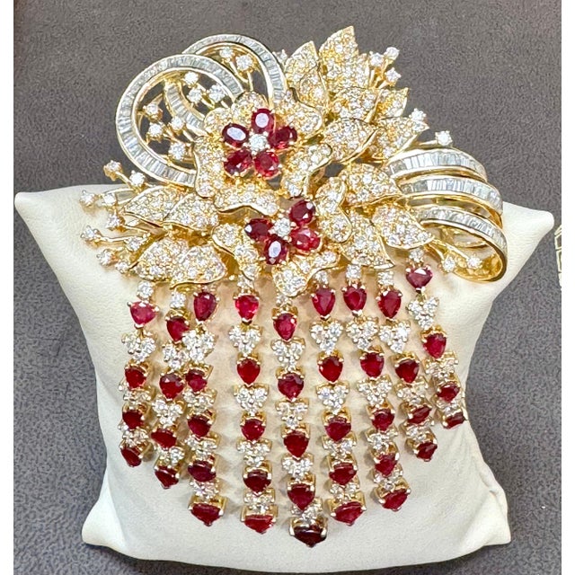 Vintage 18 Ct Diamond & 15 Ct Ruby Floral Broach 52.8 GM 18 Karat Yellow Gold For Sale - Image 4 of 18