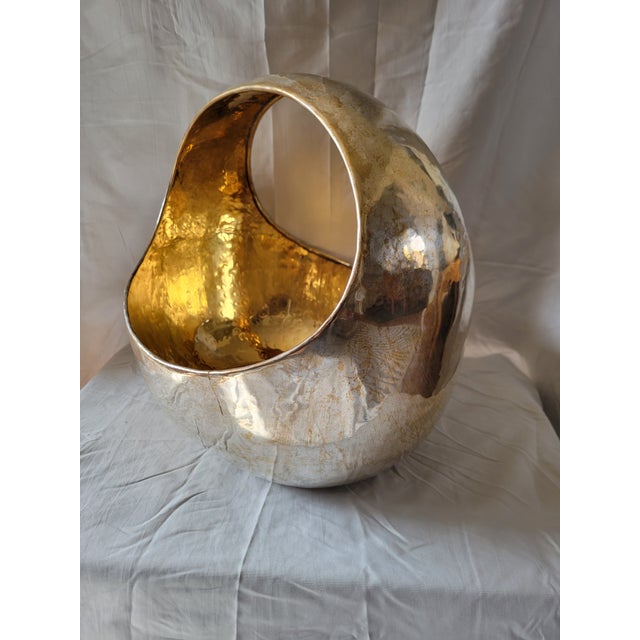 Vintage Late 20th Century Brass Hammered Basket For Sale - Image 4 of 10