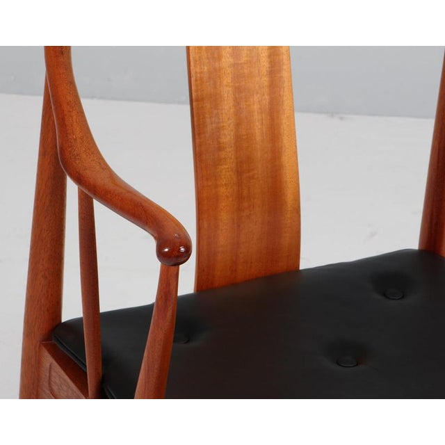 Chinese Chair 4283 by Hans J. Wegner for Fritz Hansen For Sale - Image 3 of 8