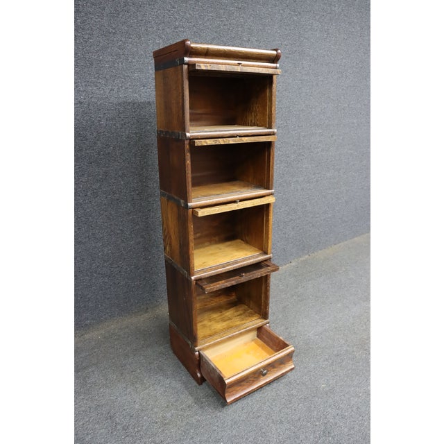 Rare Quarter Size Stacking Bookcase Attributed to Globe Wernicke in Quarter Sawn Oak For Sale - Image 9 of 10