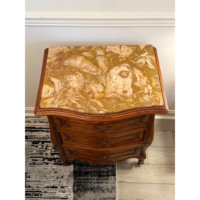 French Provincial Vintage Danby French Provincial Marble Top Commode Chest – Mid-Century Louis XV Style 3-Drawer Nightstand Side Table For Sale - Image 3 of 8