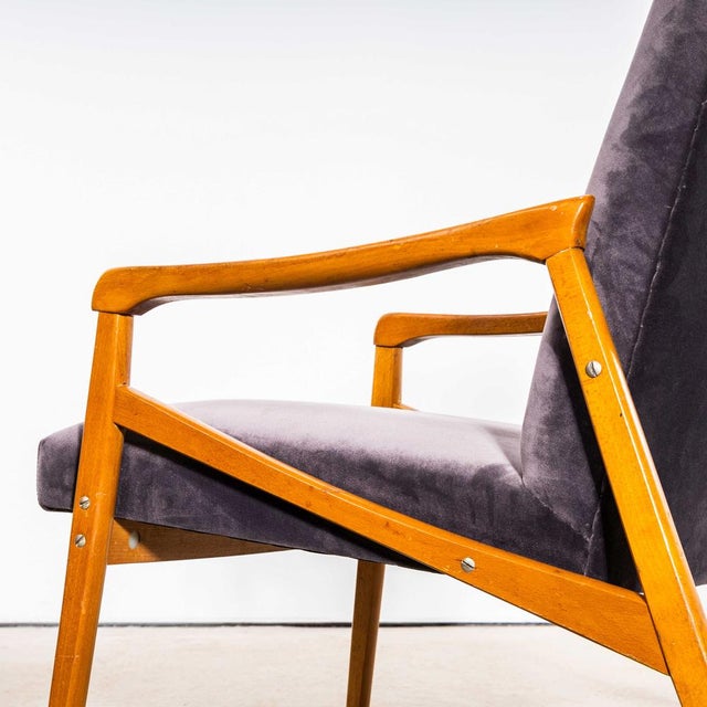 Lounge Chair in Grey Cotton Velvet and Beech by Jaroslav Smidek, 1950s For Sale - Image 3 of 10