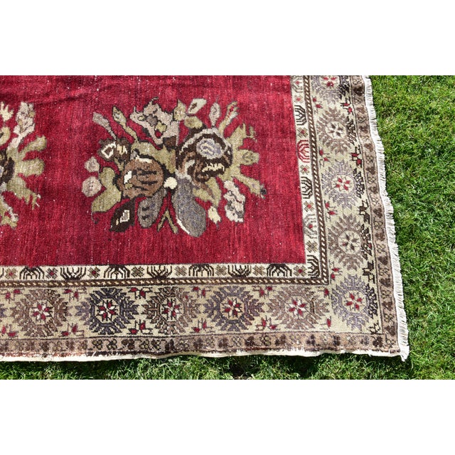 1980s Turkish Red Floral Ethnic Luxury Rug For Sale - Image 4 of 7