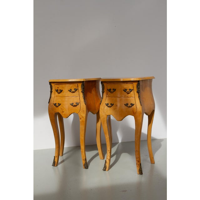 Louis XV French Birch Burl Nightstands, 1920s, Set of 2 For Sale - Image 9 of 18