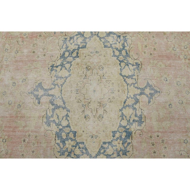 Kerman Rug 7’11” X 11’7” Pink Wool Vintage Distressed Hand-Knotted Carpet For Sale In Philadelphia - Image 6 of 15