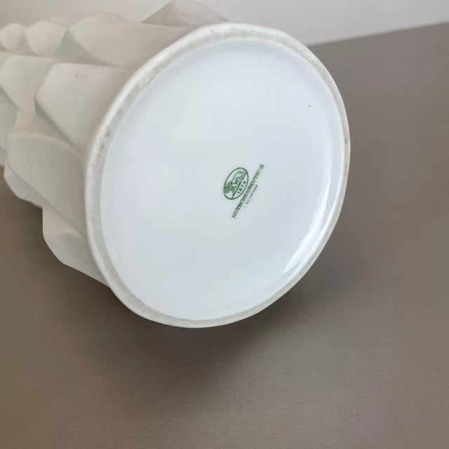 Op Art Porcelain Vase by Heinrich Fuchs for Hutschenreuther, Germany, 1970s For Sale - Image 18 of 18