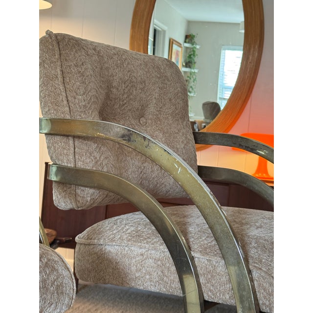 A Set of Vintage Mid Century Cantilever Bar Stools in the Style of Milo Baughman, Circa 1970s For Sale - Image 10 of 12