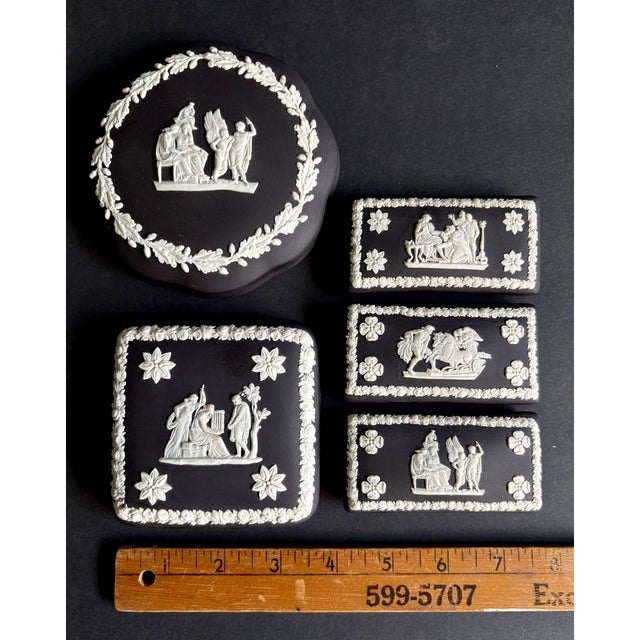 Vintage Wedgwood Jasperware Black Replacement Lids – Set of 5 Neoclassical Cameo Lids (No Boxes) For Sale - Image 11 of 11