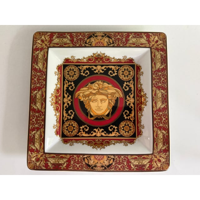 1990s Square Medusa Bowl by Versace for Rosenthal, 1993 For Sale - Image 5 of 6