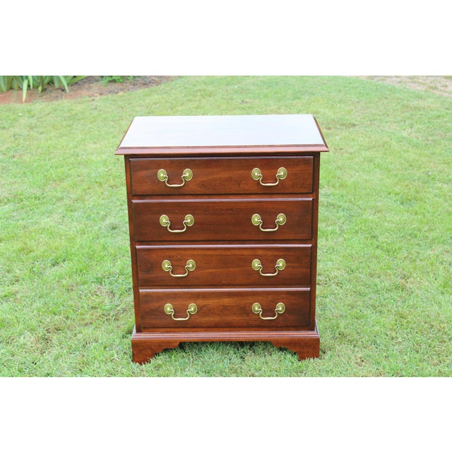 Brown Stickley Mahogany Nightstands—A Pair For Sale - Image 8 of 18