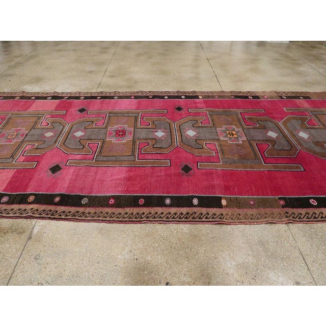 Textile Galerie Shabab Collection Mid-20th Century Handmade Turkish Anatolian Long & Narrow Gallery Carpet For Sale - Image 7 of 10