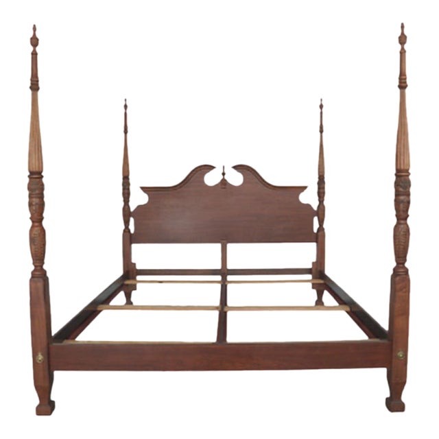 Vintage Drexel 18th Century Classics Queen Poster Bed For Sale