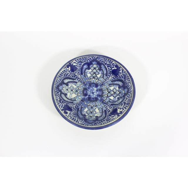 Authentic Vintage YSAURO URIARTE Puebla Talavera Mexican Folk Art Majolica Pottery plate Blue and White with Hallmark....