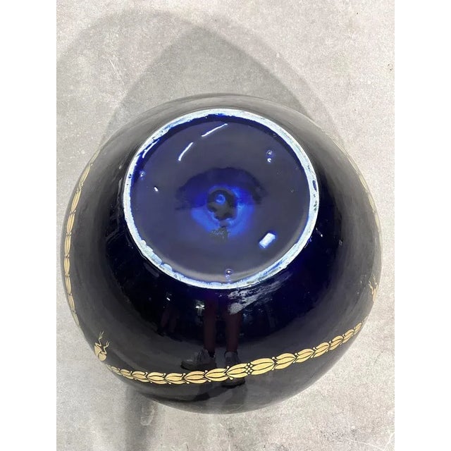 Cachepot Vase with Gold Details, 1950s, in Very Good conditions. Designed 1950 to 1959