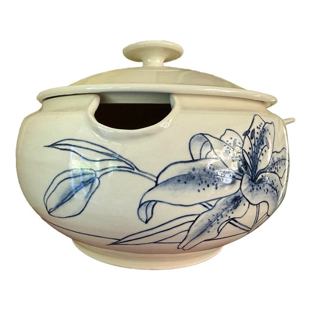 1990s Americana Handpainted Signed Lidded Tureen For Sale