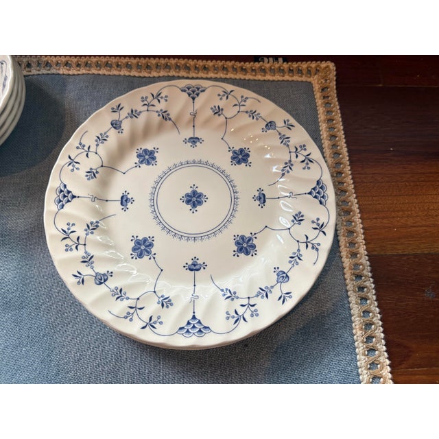 1940s Churchill Staffordshire "Finlandia" Blue & White 5 Piece Service For Sale In Austin - Image 6 of 7