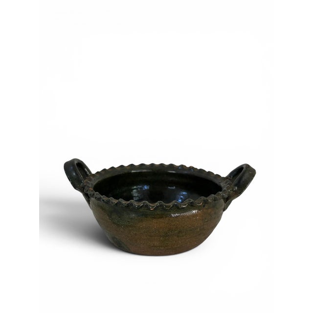 Bring authentic Mexican heritage to your kitchen or living space with this stunning vintage Barro Verde (Green Clay)...