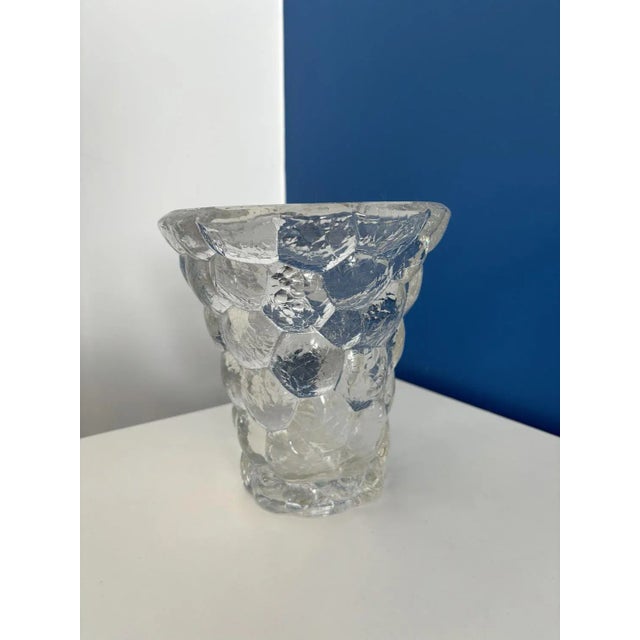 Honeycomb Crystal Vase by P. Davesn, France For Sale - Image 6 of 6
