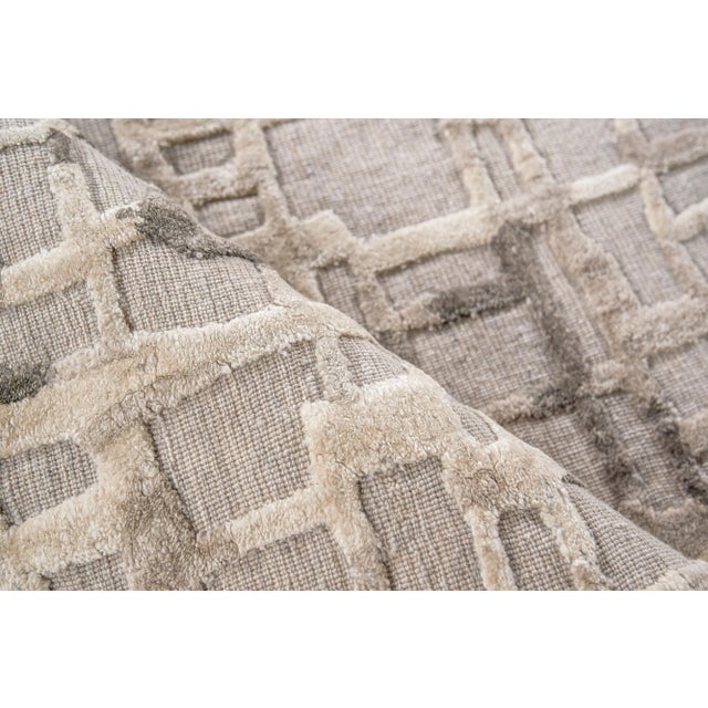 Exquisite Rugs Exquisite Rugs Vista Handmade New Zealand Wool & Bamboo Silk Mocha Beige Rug-6'X9' For Sale - Image 4 of 7