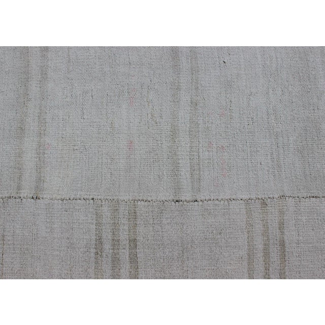 Square Vintage Paneled Flat-Weave With Modern Design in White and Neutral Tones For Sale - Image 11 of 13