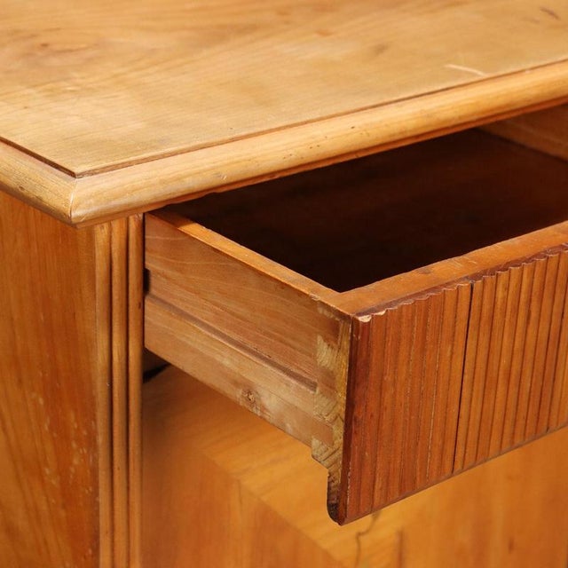 Vintage Sideboard in Cherry Veneer & Glass, Italy, 1950s For Sale - Image 6 of 12