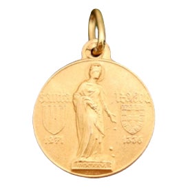 Pendant in 19.2k Gold For Sale