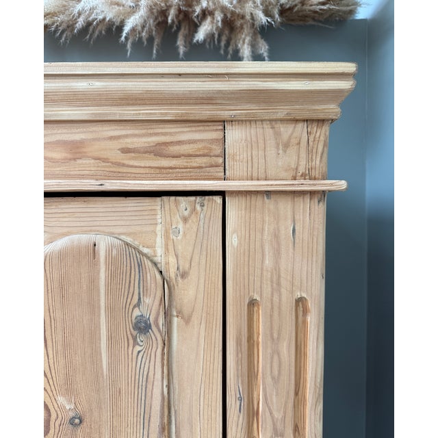 English Pine Bonnetière, 1890s For Sale - Image 9 of 13