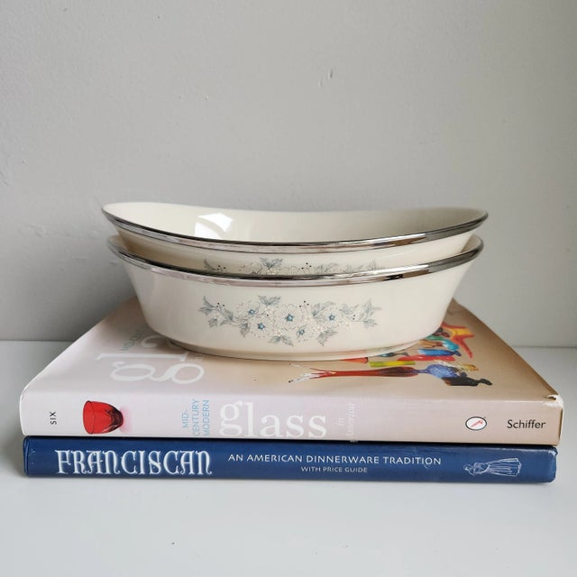 American Late 20th Century Lenox Windsong Vegetable Bowl For Sale - Image 3 of 9