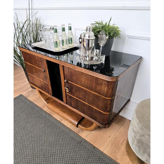 Mid-Century Art Deco Italian Walnut Burl and Mirror Mosaic Dry Bar Cabinet from Paolo Buffa, 1940s For Sale - Image 3 of 11