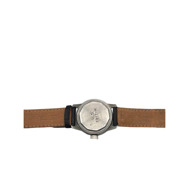 Metal Mid-Century Bulova 1917-H Us Military Issued Korean War Era Wrist Watch For Sale - Image 7 of 7