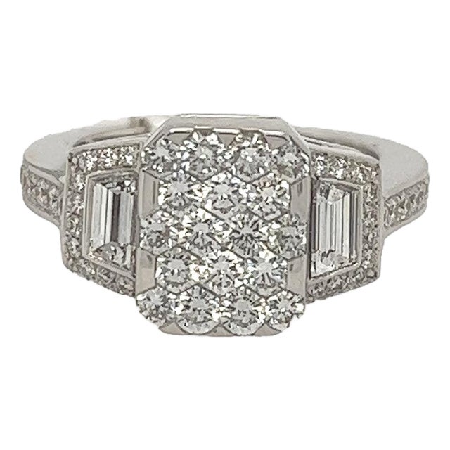 Late 20th Century 18k Diamond Ring by Majestic, Size 6.5 For Sale