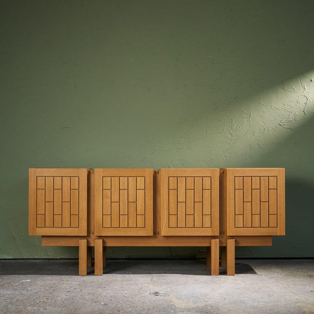 Brutalist Brutalist Sideboard with Geometric Details in Oak, France For Sale - Image 3 of 17