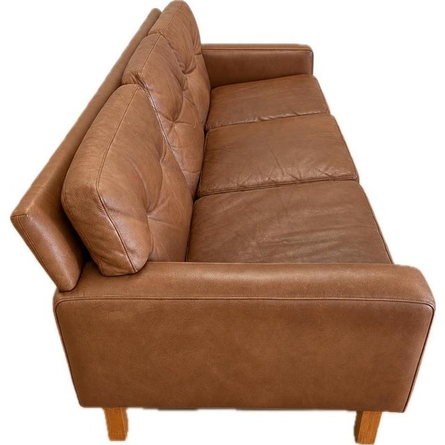 Vintage Scandinavian Three-Person Sofa in Cognac Leather by Peem Oy, 1960s For Sale - Image 10 of 12