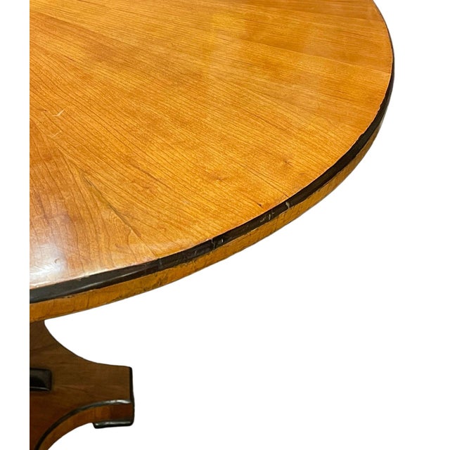 Amber Austrian Biedermeier Revival Sunburst Center Table. Early 20th Century. For Sale - Image 8 of 10