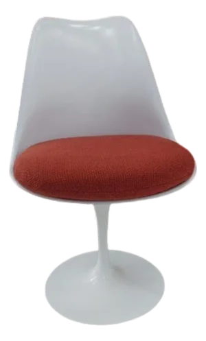 Swivel Chair by Eero Saarinen and Knoll International