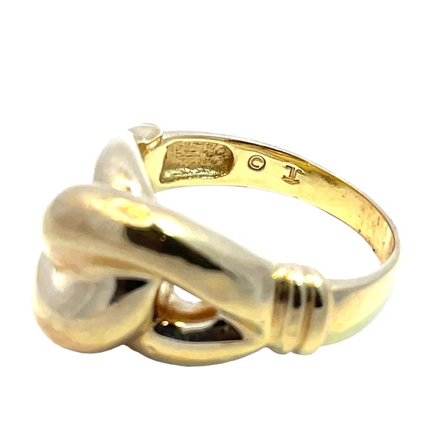 Early 21st Century 14k Yellow Gold Interlocking Link Ring, Size 6.5 For Sale - Image 5 of 5