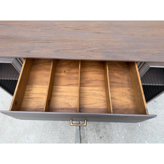 Greige Vintage Mid-Century Mengel Credenza / Media Cabinet Solid Wood For Sale - Image 8 of 10