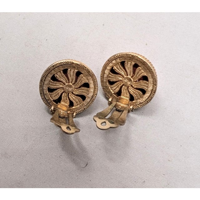 Metal Vintage 1950s Signed Nettie Rosenstein Round Goldtone Cabochon Faux-Coral Clip Earrings- 2 Pieces For Sale - Image 7 of 7