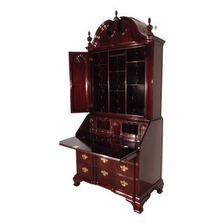 Kindel Winterthur Collection Mahogany Updyke Shell-Carved Goddard Secretary Desk For Sale