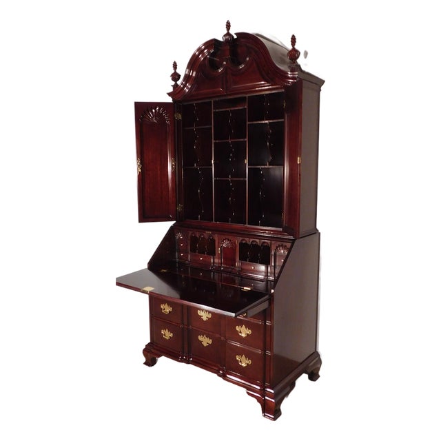Kindel Winterthur Collection Mahogany Updyke Shell-Carved Goddard Secretary Desk For Sale
