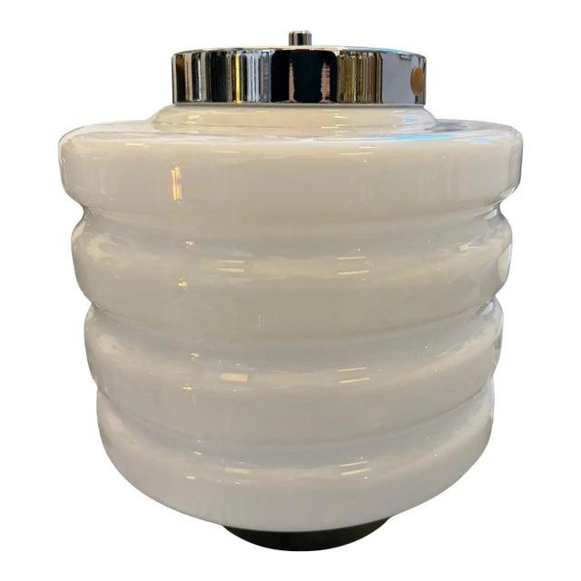 1990s Space Age Chromed Metal and White Glass Italian Round Table Lamp For Sale