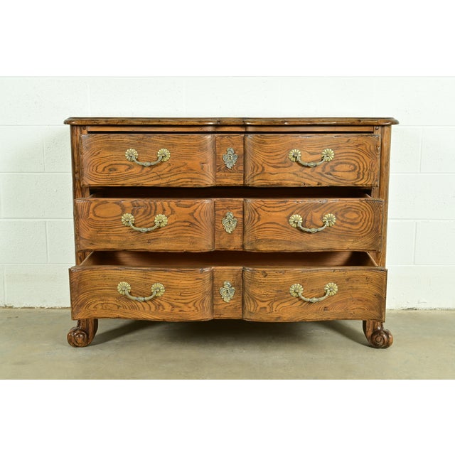 1980s Baker Furniture French Provincial Louis XV Carved Oak Dresser or Chest of Drawers For Sale - Image 5 of 16