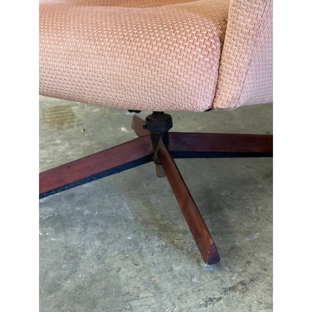 1960s Adrian Pearsall Swivel Chair and Ottoman for Craft Associates, Unmarked- A Set For Sale - Image 9 of 10