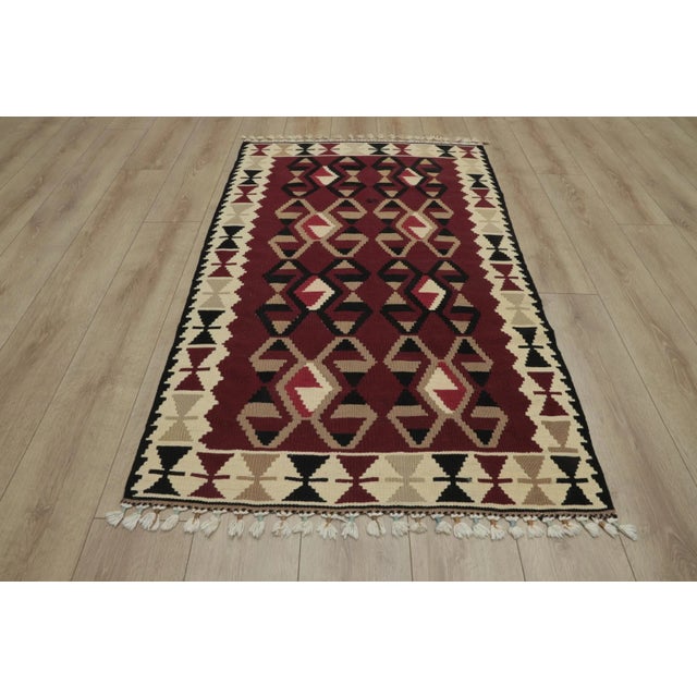 Size: 3.9 x 5 ft ( 96 x 152 cm) 38 x 60 inches Color: Organic Natural Dye ( Red,Cream,Black ) Material: 100% Hand Spun...