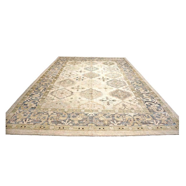 Condition: New Origin: Turkey Design: Oushak Actual size: 13'5" X 18'0" Thickness: 1/8" - 1/4" Colors: Tan, Blue, Ivory,...